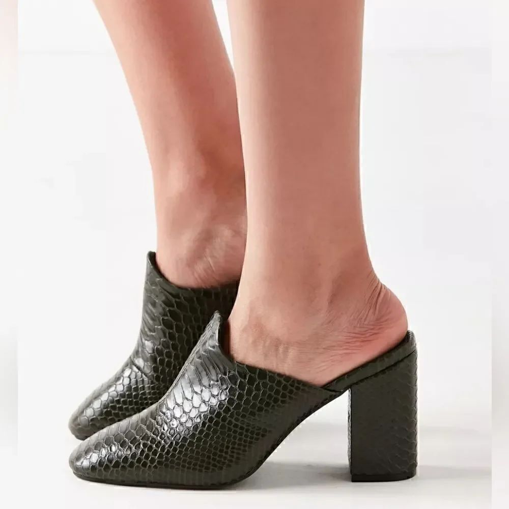 Urban Outfitters Animal Print Mule Whimsigoth Dark Academia Cosplay Preppy 10